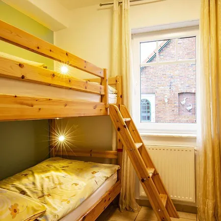Ferienwohnung-wohlfuehleck-in-der-ferienanlage-suedblick Apartment